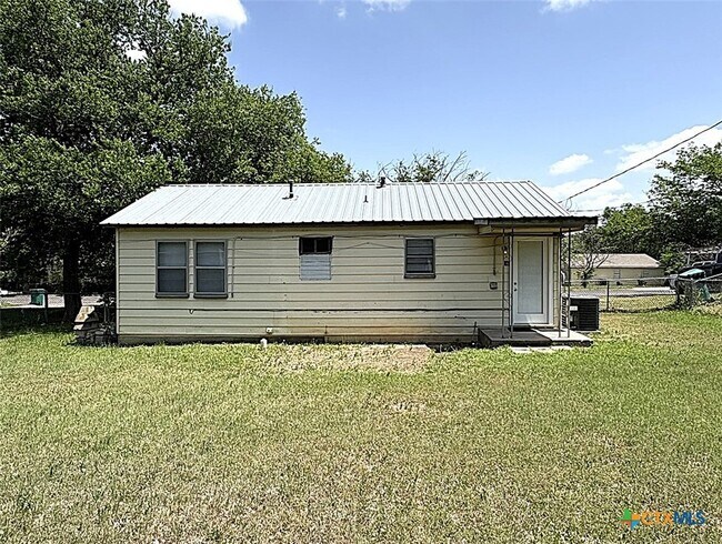 Building Photo - 306 N Ann Blvd