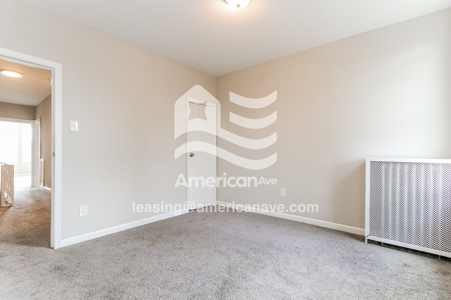 Building Photo - 6709 Paschall Ave