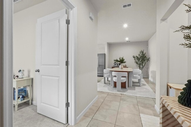 Building Photo - 309 Raspberry Rd