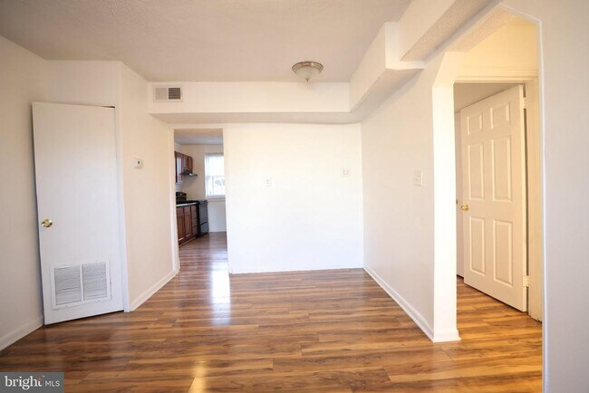 Building Photo - 4329 Halley Terrace SE