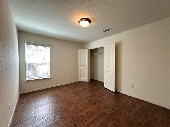 Building Photo - 1453 Treeta Trail