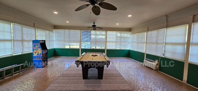 Building Photo - 289 Ashbrook Dr