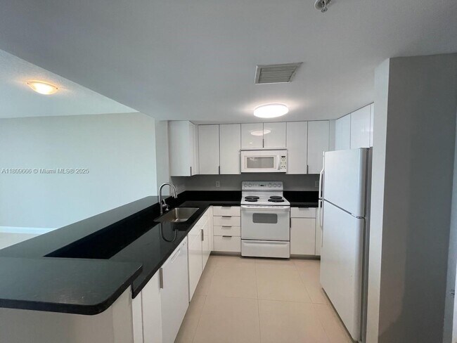 Building Photo - 1250 S Miami Ave