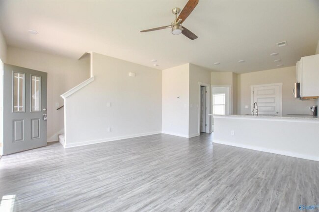 Building Photo - 350 Falling Water Ln SW