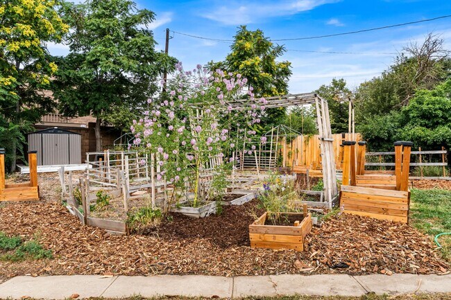 Building Photo - 2970 W 73rd Ave