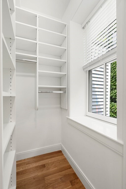 Building Photo - 18 Grove St