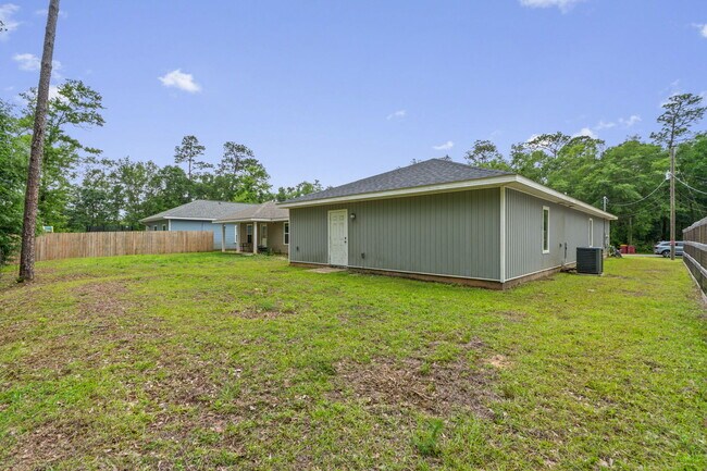 Building Photo - 3210 Electra Dr