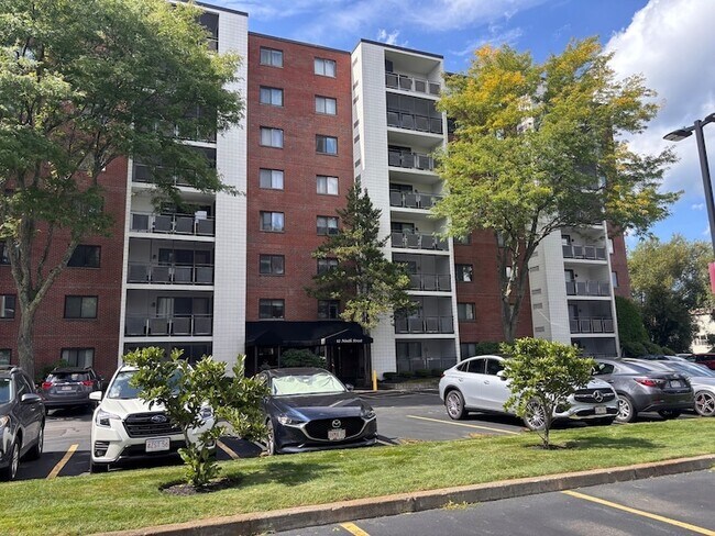 Building Photo - 12 9th St