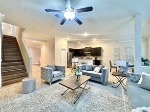 Building Photo - 6818 Pear Point Ln