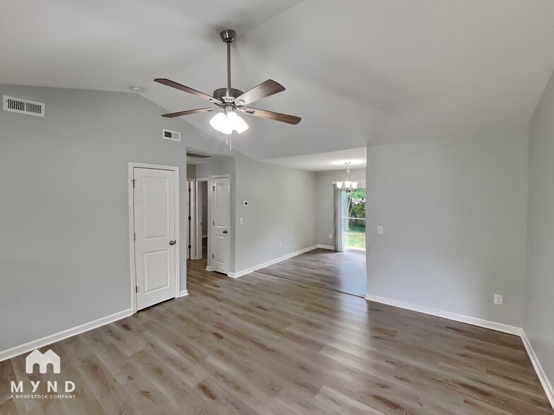 Building Photo - 1848 Haynes Ave