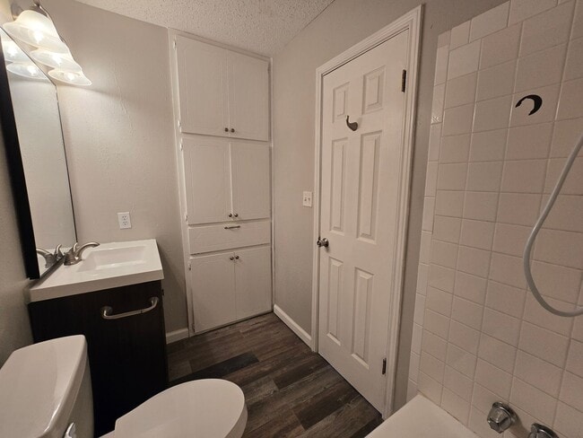 Building Photo - 8810 Springmail Cir