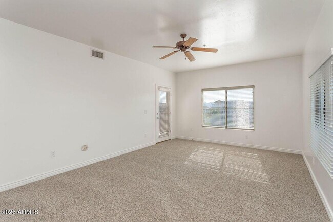 Building Photo - 5450 E Deer Valley Dr