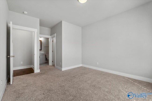 Building Photo - 170 Rosemary Ayers Dr