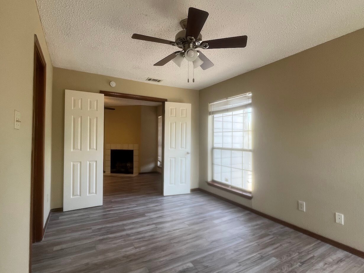 Building Photo - 6108 Abrams Rd