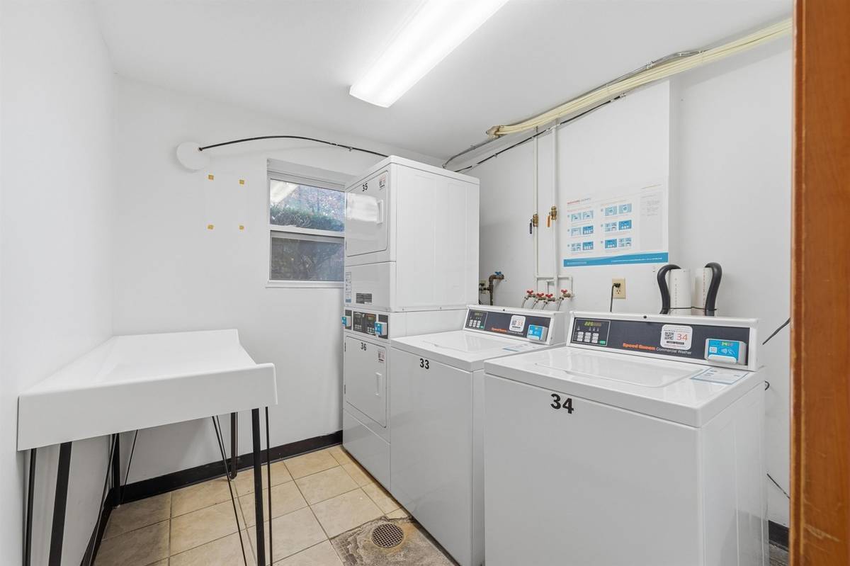 Building Photo - 5 Louisburg Sq