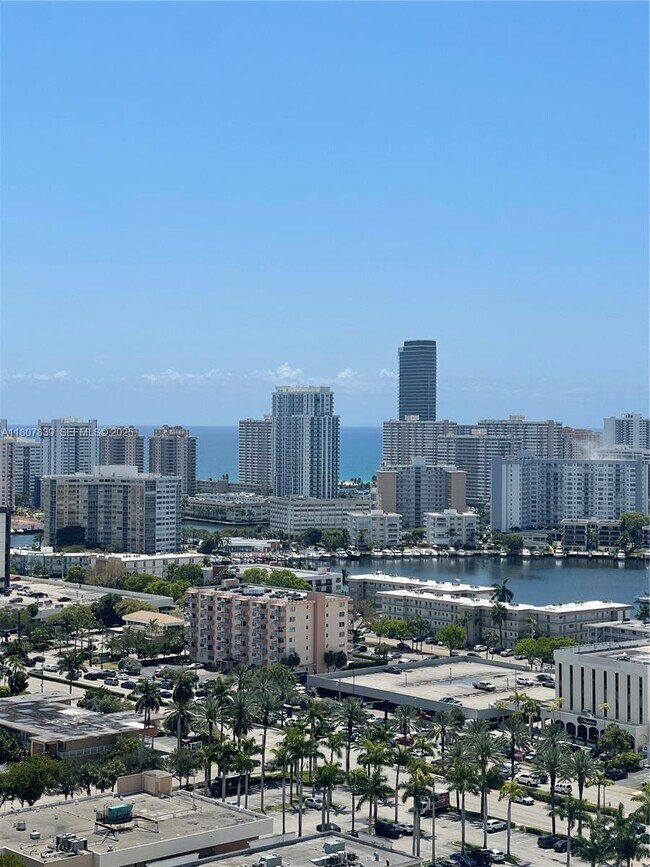 Building Photo - 1755 E Hallandale Beach Blvd