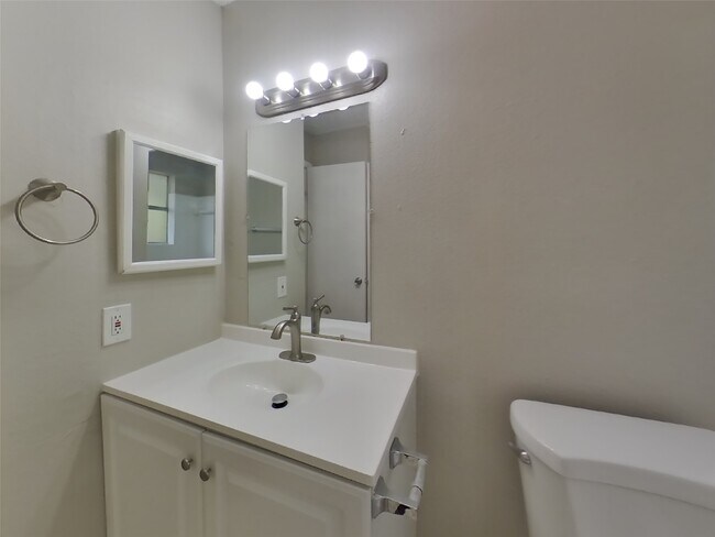 Building Photo - 7434 Tetela Dr
