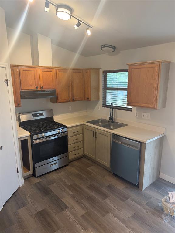Building Photo - 7007 Colony Loop Dr