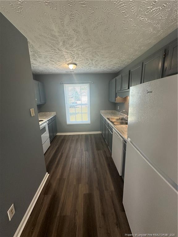 Building Photo - 3545 Chaucer Dr