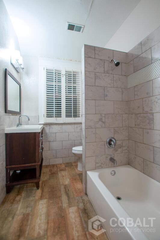 Building Photo - 1326 North Avenue NE