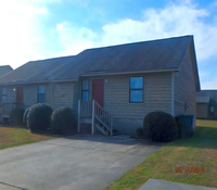 Building Photo - 212 Wyndham Cir