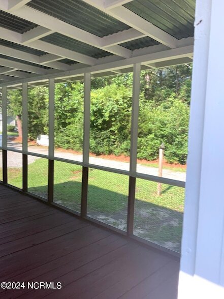 Building Photo - 1101 N Poplar St