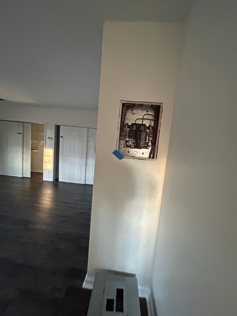 Building Photo - 3700 Cairnbrook Ct