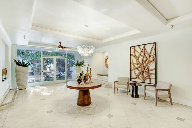 Building Photo - 801 2nd Street