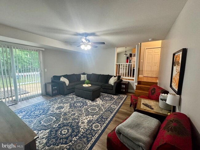 Building Photo - 702 Cloverfields Dr