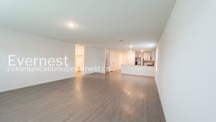 Building Photo - 113 Autumn Trl