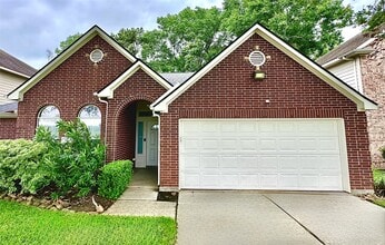 Building Photo - 21641 Forest Colony Dr