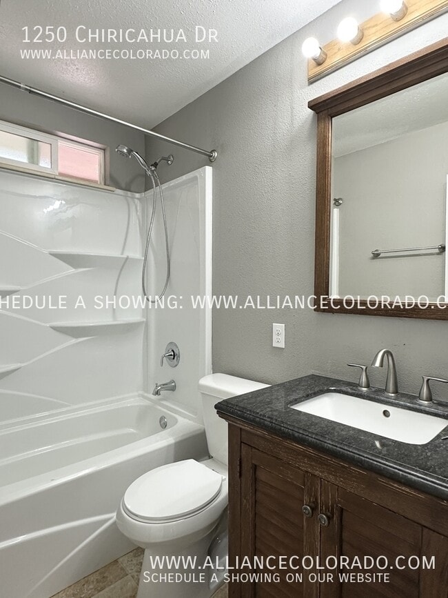 Building Photo - 1250 Chiricahua Dr