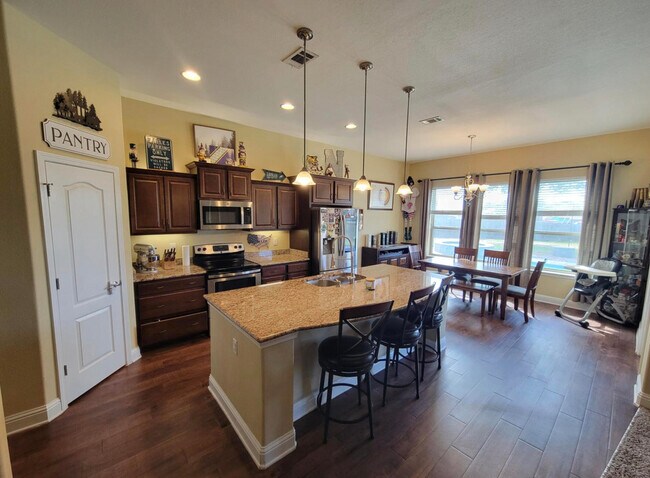 Building Photo - 8501 Holley Hills Cir