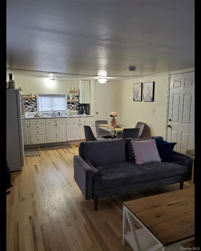 Building Photo - 368 Union Ave