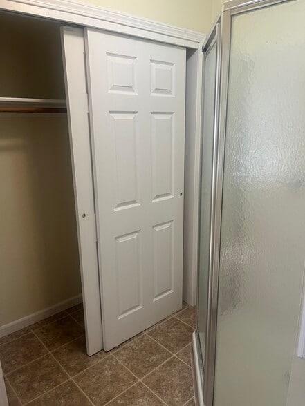 Upstairs bathroom - 2022 Chester St