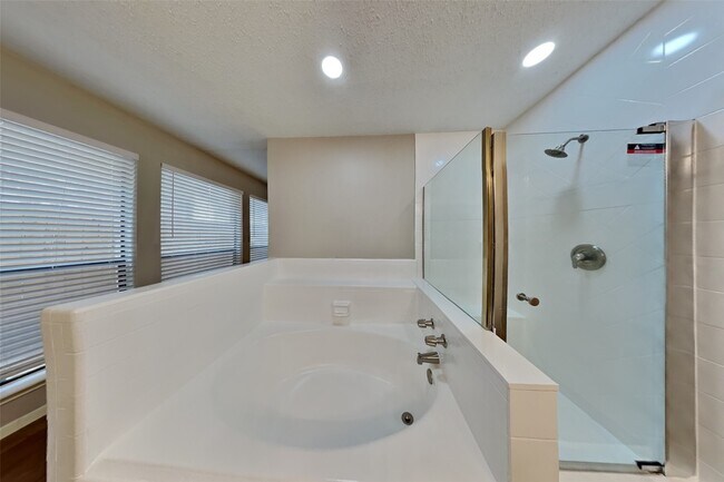 Building Photo - 12519 Limber Pine Pl