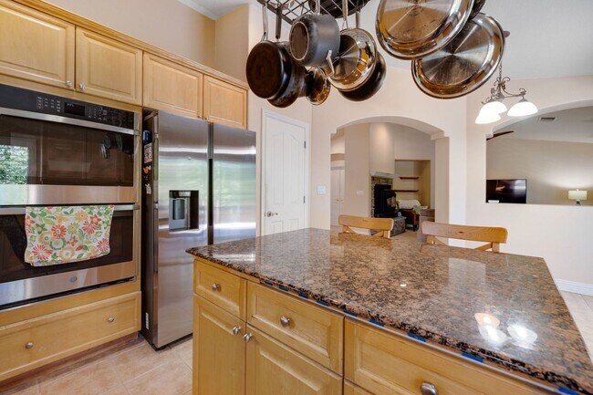 Building Photo - 4011 Prairie Falcon Dr