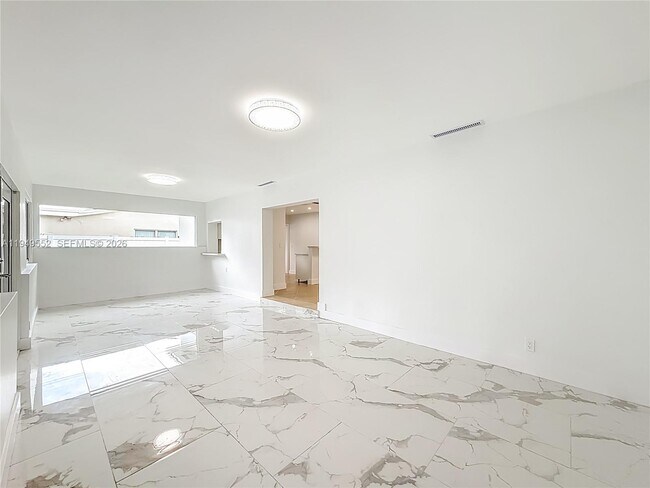 Building Photo - 4008 Adams St