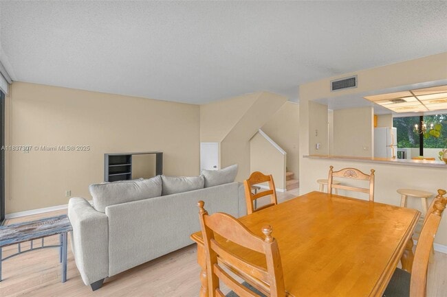 Building Photo - 2911 SW 87th Terrace