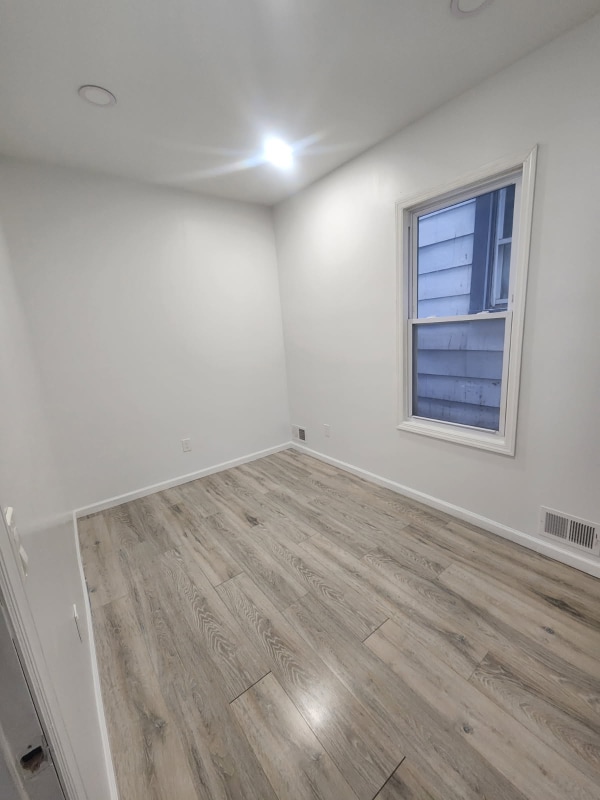 Building Photo - 228 2nd St