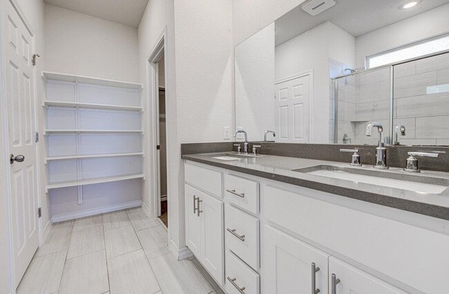 Building Photo - 196 Pepperbark Loop