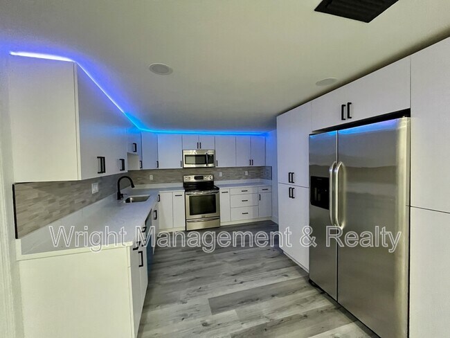 Building Photo - 3314 Trask Dr