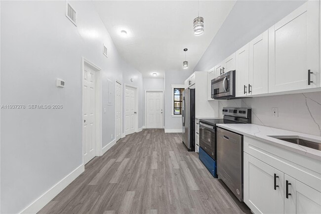 Building Photo - 3639 NW 83rd Ln