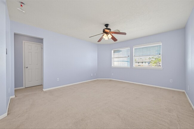 Building Photo - 19215 Hikers Trail Dr