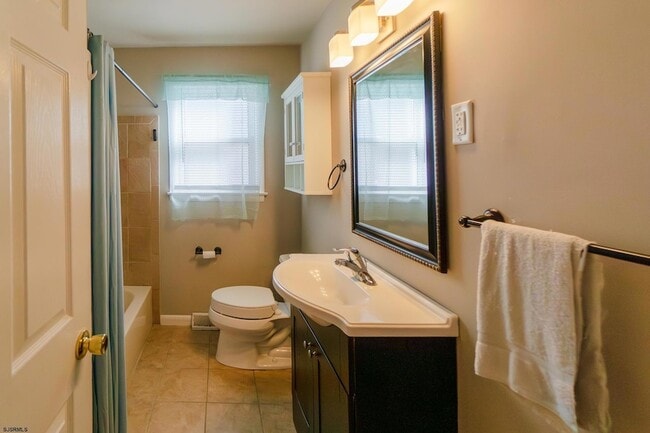 Building Photo - 318 Jefferson Ave