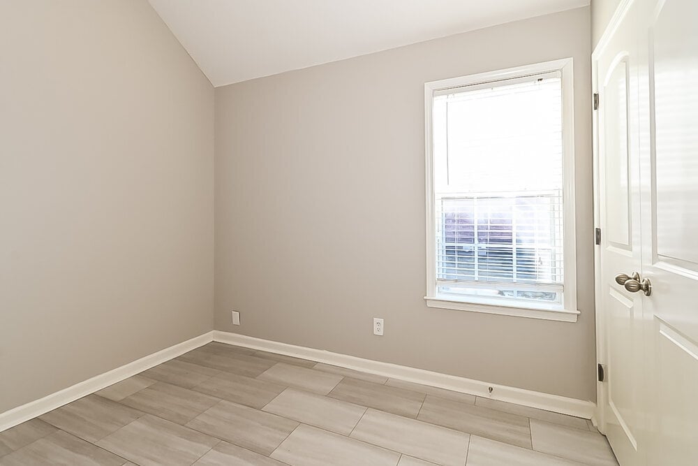 Building Photo - 7870 Nandina Cove