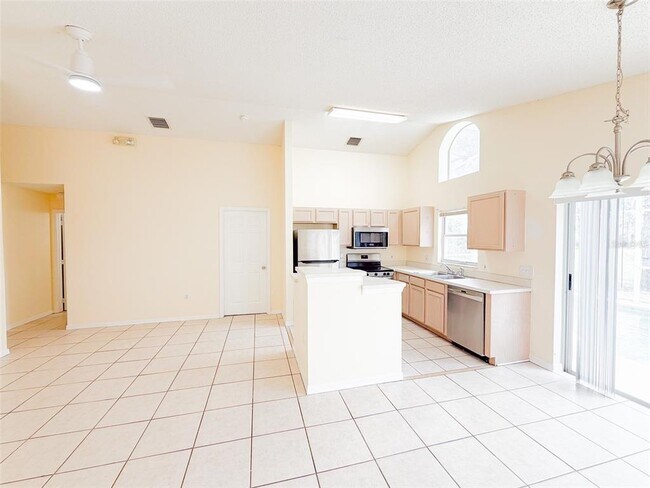 Building Photo - 2420 St Augustine Blvd