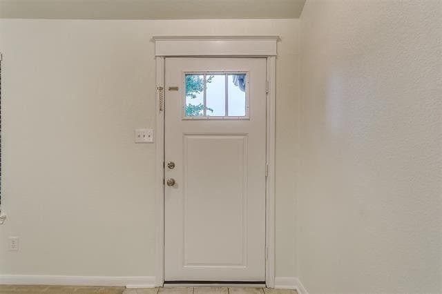 Building Photo - 2661 Calmwater Dr