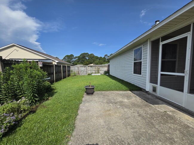 Building Photo - 1973 Catline Cir