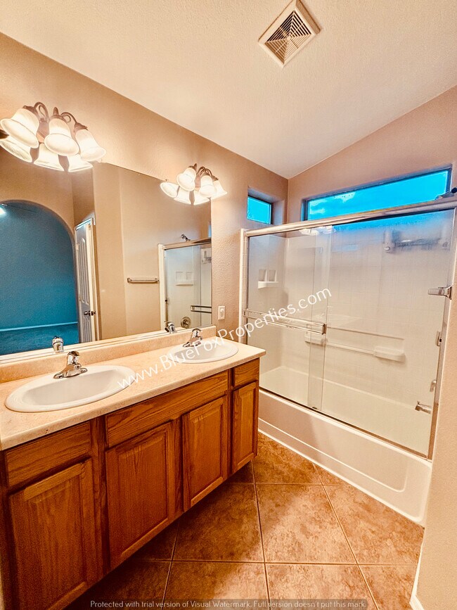 Building Photo - 4347 E Mesquite Desert Trail